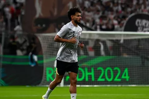 المستشار القانوني للزمالك يوضح ملابسات إيقاف دونجا في السوبر المصري